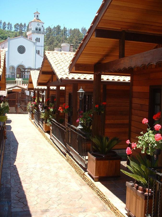 Cabanas Valle Verde Moya  Exterior photo